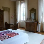 Alojamento de Acomodação e Pequeno-almoço Chateau Lagaillarde
